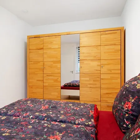 Апартаменты Plaetzchen Im Gruenen Owingen