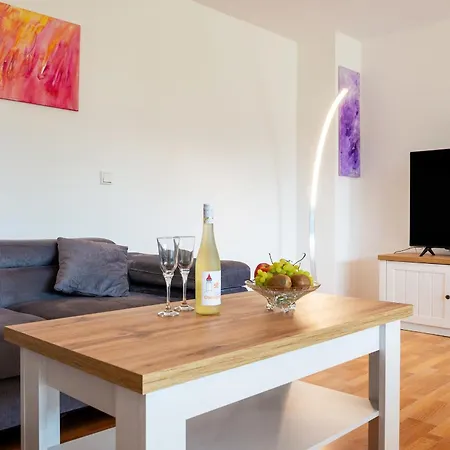 Plaetzchen Im Gruenen Appartement Owingen