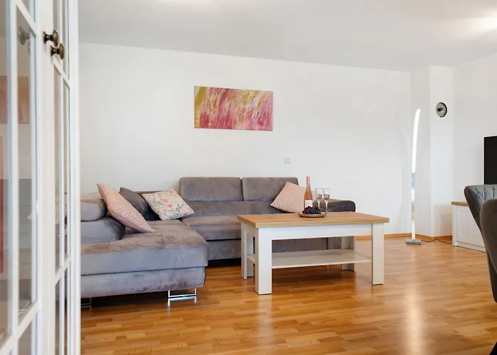 Daire Plaetzchen Im Gruenen Owingen